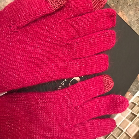 NWT Coach Ocelot Rabbit Hair Glove/ touch tech - Picture 2 of 3